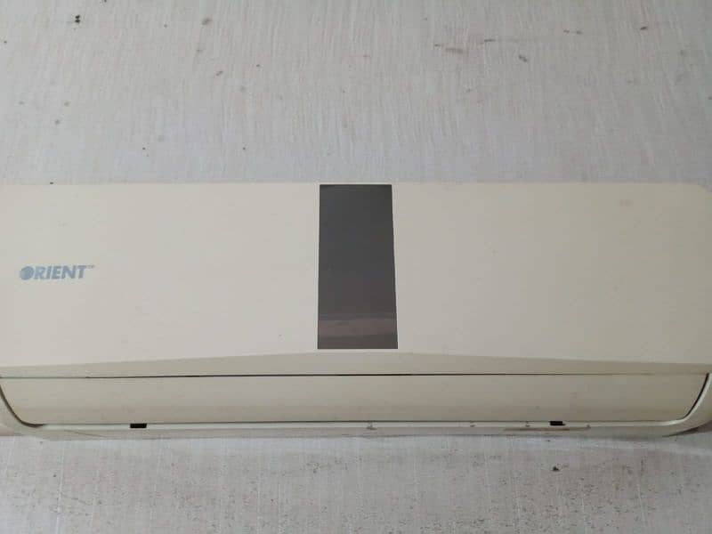 Orient 1 ton split AC working condition 0