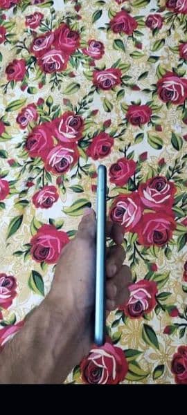 vivo y20s[G] 4gb 128gb full packing 2 days cheak waranty 3