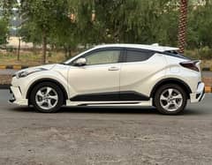 TOYOTA CHR-Hybrid S 2018 - Excellent Condition For Sale