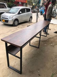 8Ft Office table, Condition is just like new, no defects 0