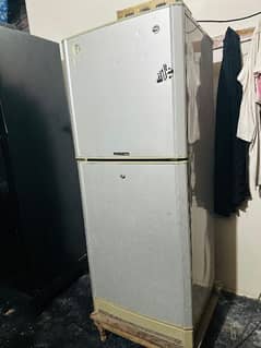 Used refrigerator PEL