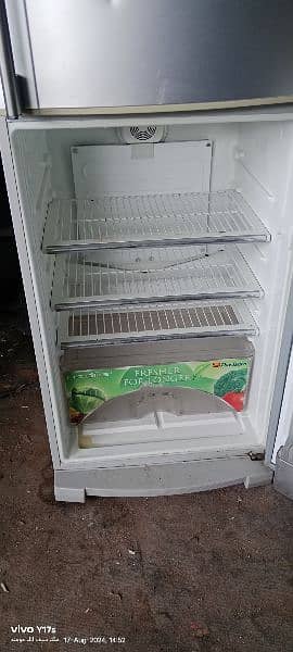 Refrigerator For Sale 5