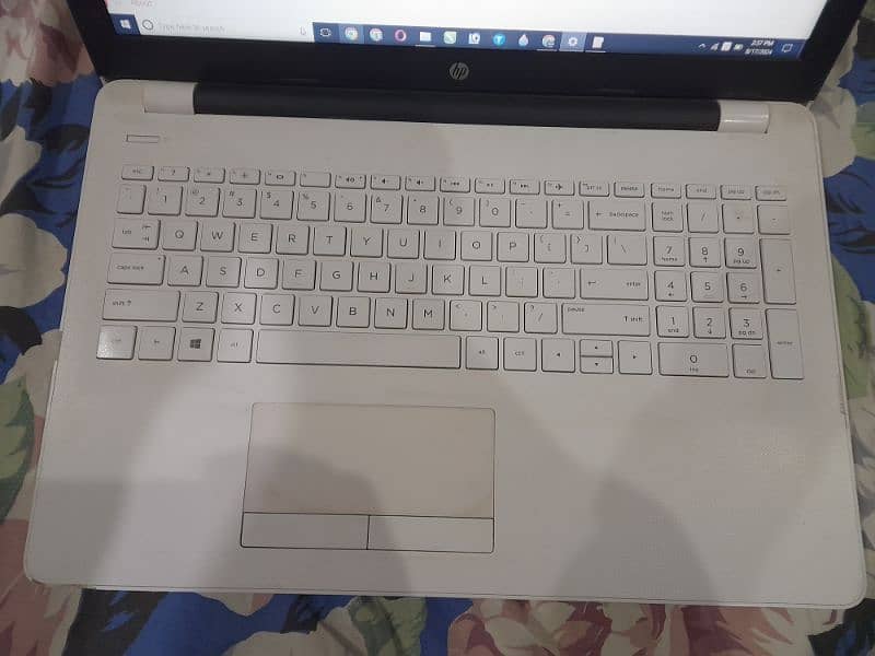 HP laptop 1