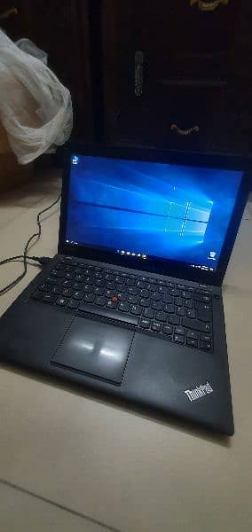 Lenovo Thinkpad X240 8gb 256gb ssd laptop 0