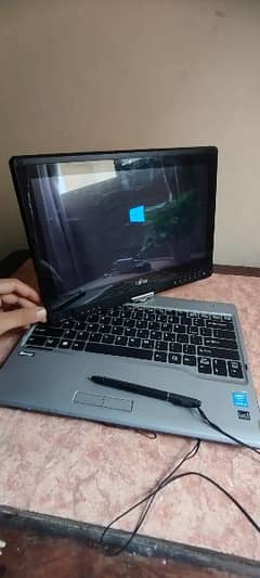 Fujitsu LifeBook T734