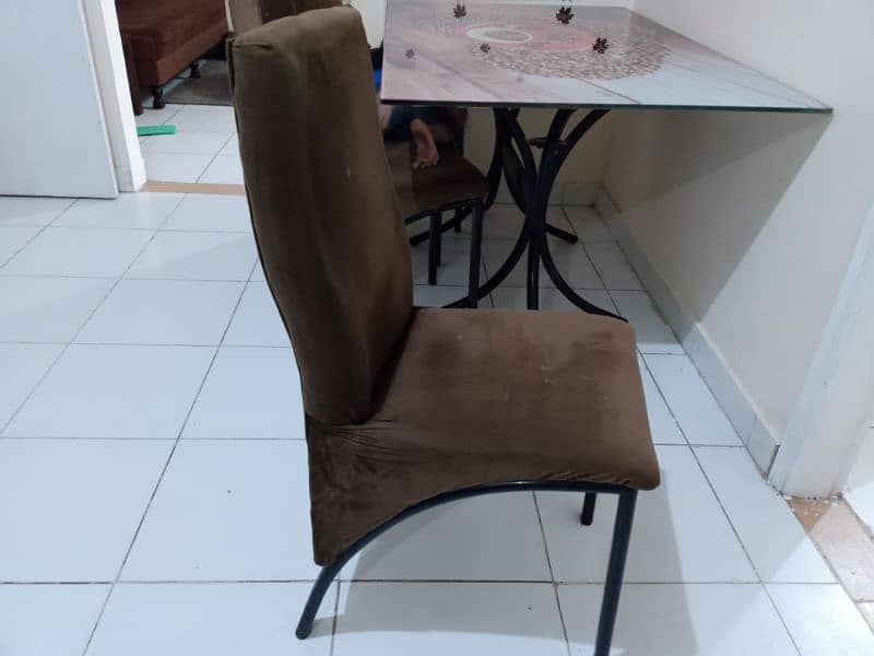 Dining Table with 4 Chairs 2