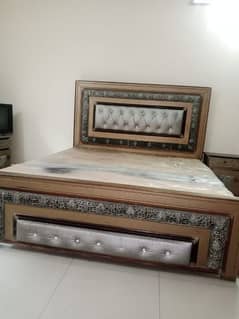 semi solid bed set with dressing and side table without mattress