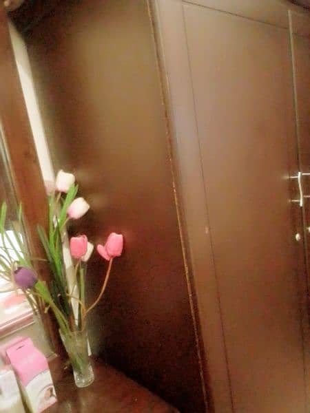 BRAND NEW HEAVY WOODEN WARDROBE SAFE ALMARI 6