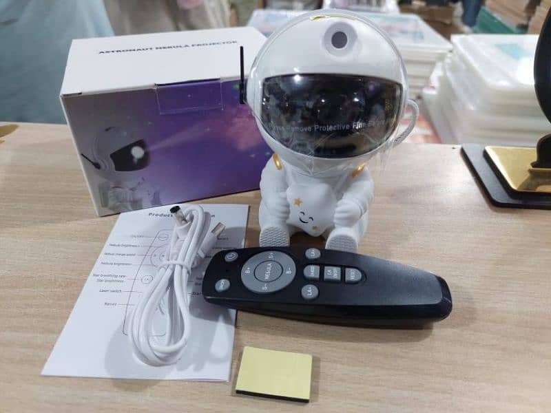 Astronaut galaxy projector lamp 3