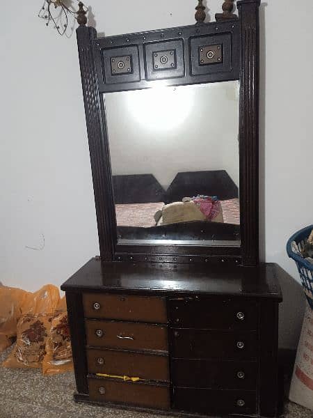 2 Single Bed with mattress & Dressing Table 1