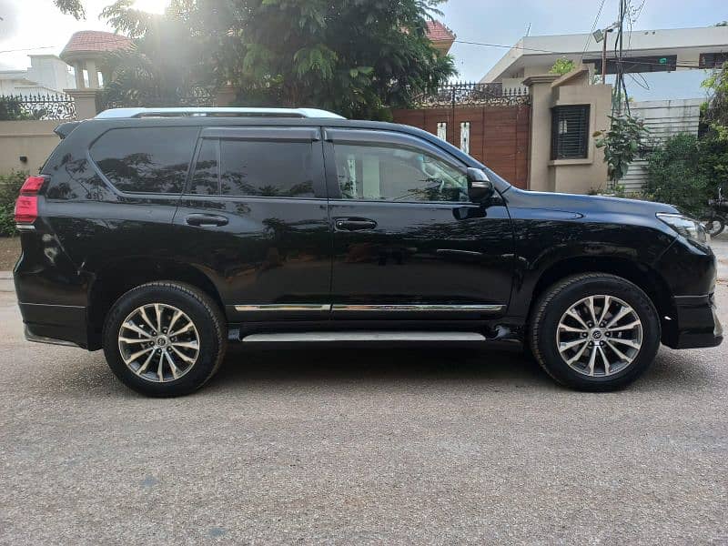 Toyota Prado 2010 3