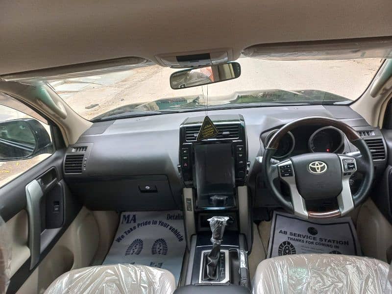 Toyota Prado 2010 16