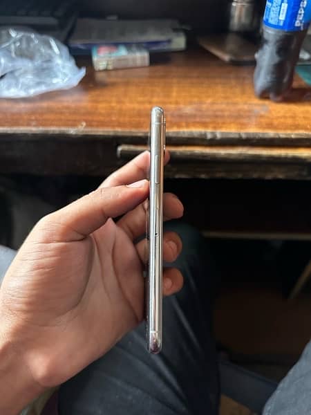 iphone X 64GB PTA 2