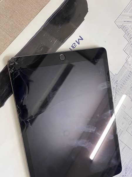 ipad9th generation 64gb 7