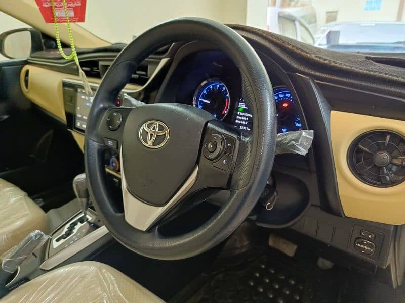 Toyota Corolla Altis 2019 16