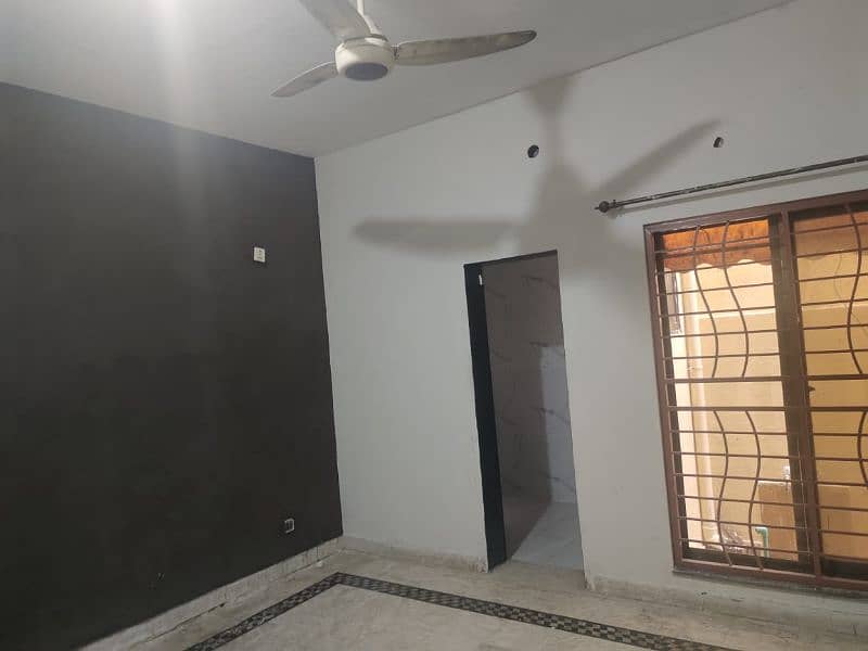 5 Marla upper portion luxury available in bahria town lhr 0