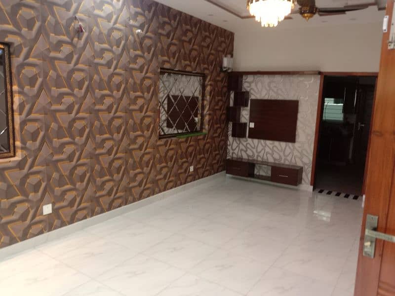 5 Marla upper portion luxury available in bahria town lhr 4