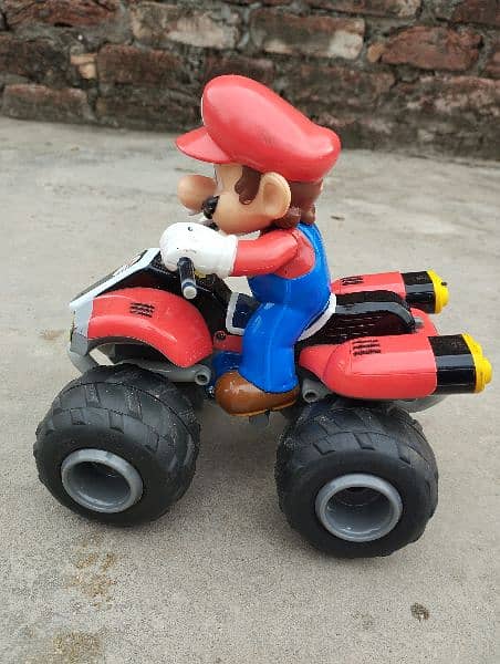 Carrera Super Mario Kart, Remote Controlled Nintendo car 4