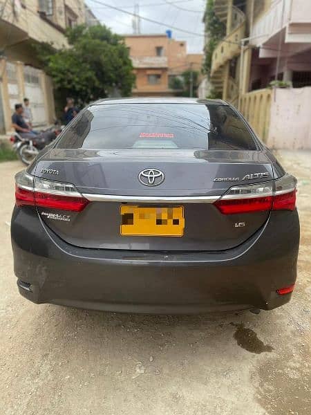 Toyota Corolla Altis 1.6 Model 2017 - Bank Leased 4