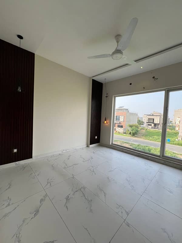 Full Basement 4 Beds Brand New 10 Marla House For Sale In Block EE DHA Phase 4 7