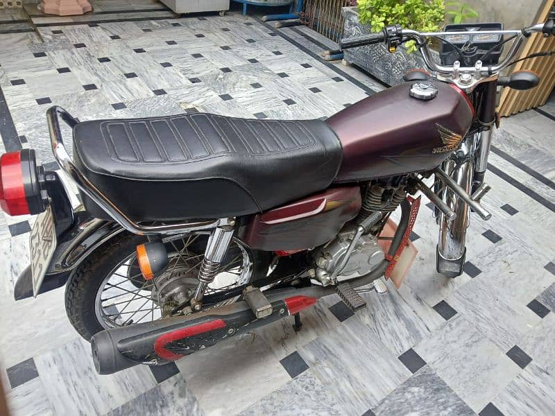 Honda 125CC , 21 Model 3