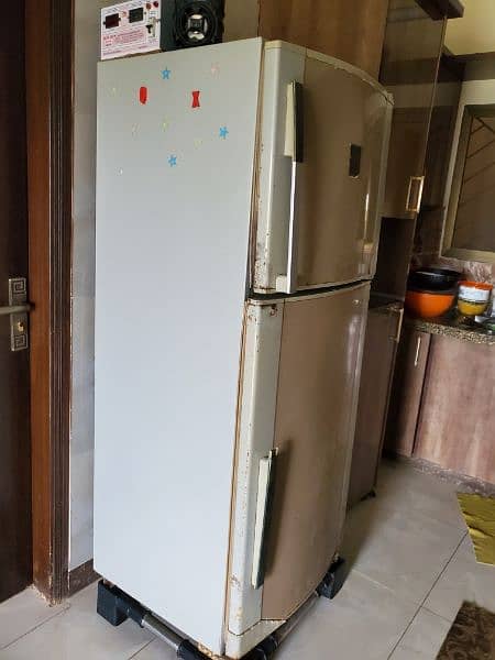 dawlance fridge/refrigerator 1