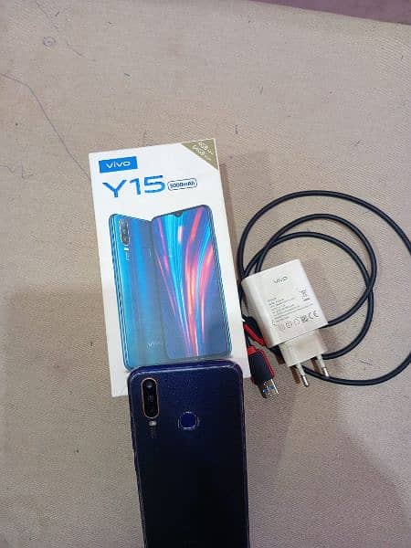 vivo y15 3