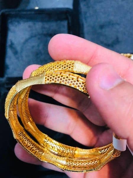 gold bangles original gold ka paani Laga hua haa 2