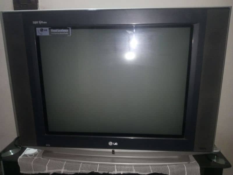 LG television with high quaity graphics HD 7