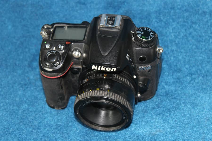 nikon d7000 with 50mm nikkor lens 2