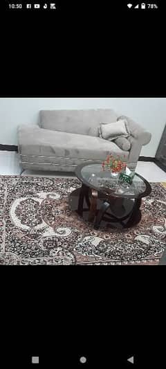 sofa Catiy and antique mirror table