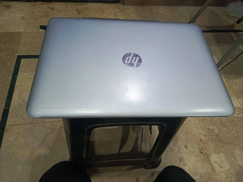 HP ProBook 450 G4 in good condition. Core I7 7th generation. win 10 pr 2