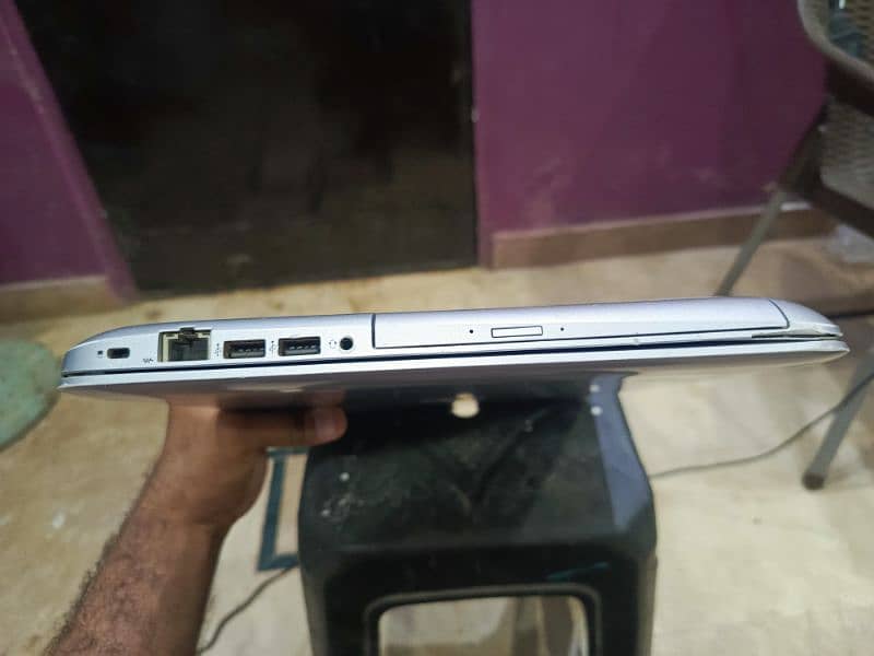 HP ProBook 450 G4 in good condition. Core I7 7th generation. win 10 pr 5