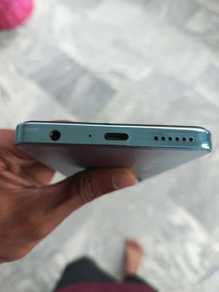 Tecno Camon 19 Pro 4