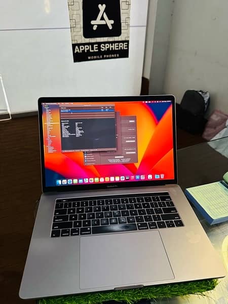 MacBook pro 2017 16/512 Core i7 9