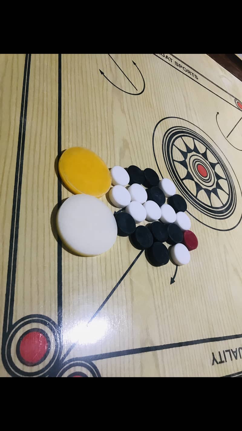 Unused carrom board 2