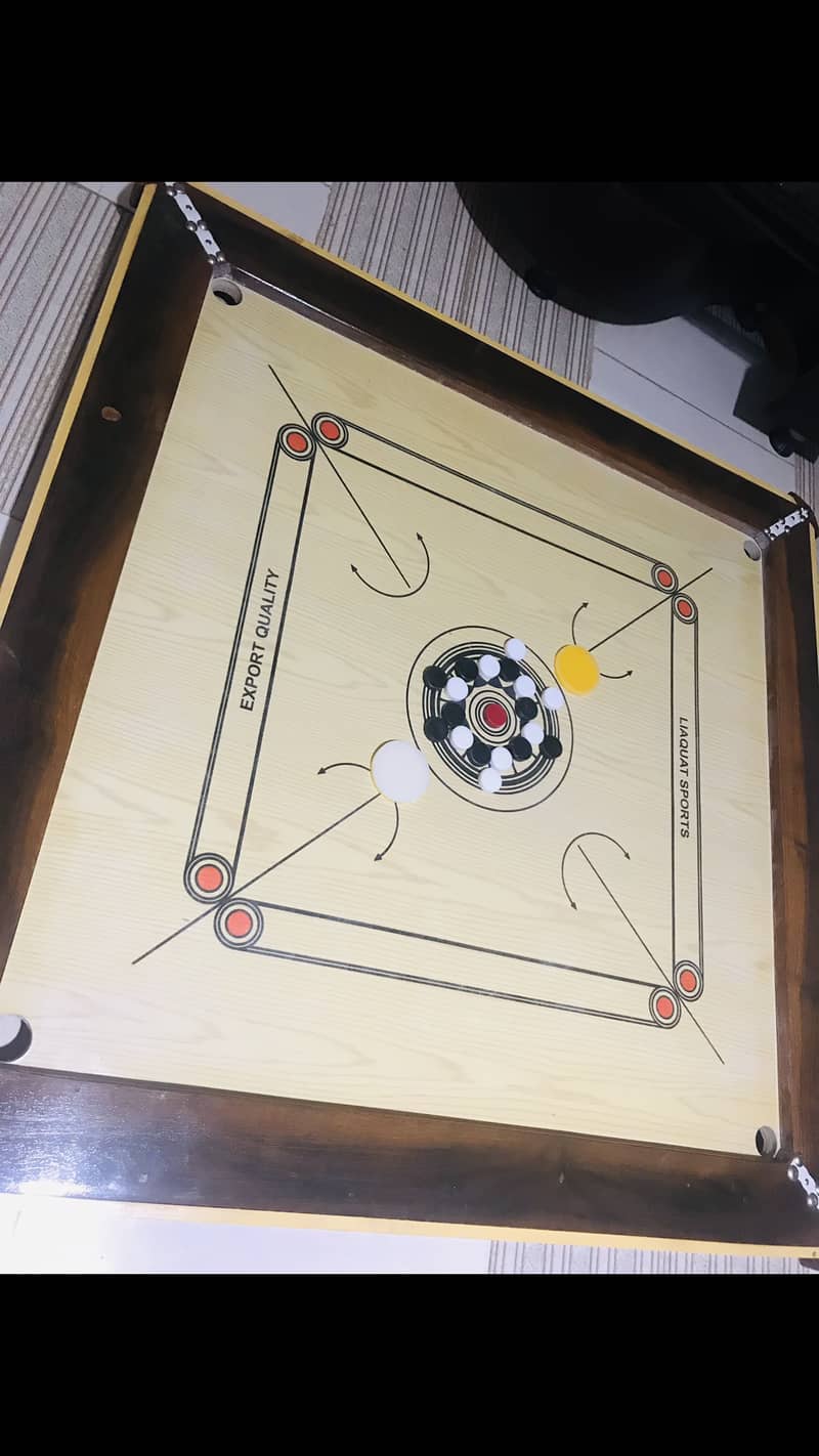 Unused carrom board 4