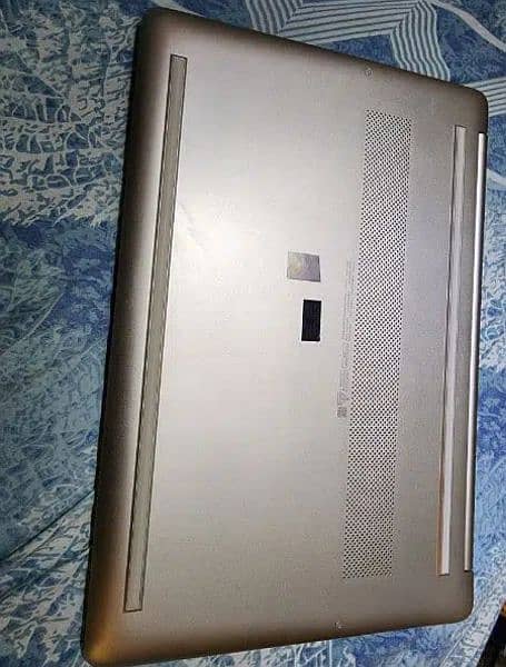 HP Laptop (Negotiable) 5