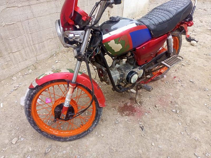 Honda 100/ CD 100 pridor like new 9