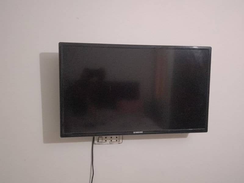 I'm selling this Samsung original lcd 1