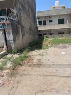 6 marla plot for sale in korang town 0