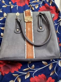 md moda branded handbag