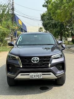 Toyota Fortuner V 2021 new shape 0