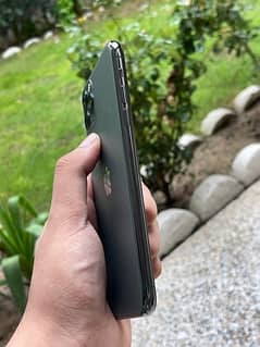 Iphone 11 pro max 64gb factory unlock