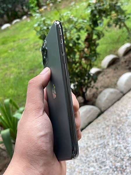 Iphone 11 pro max 64gb factory unlock 0