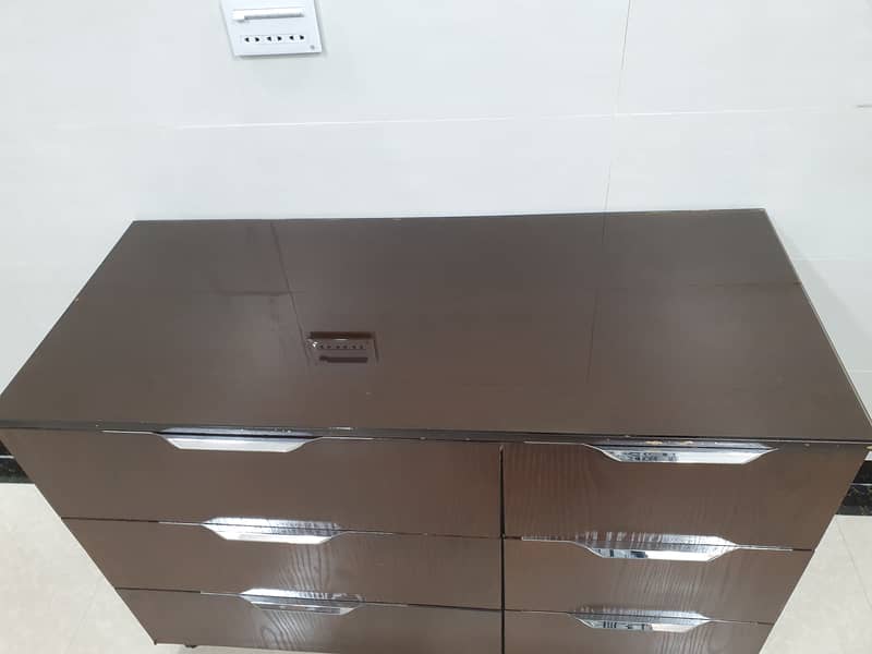 Brown Dressing Table or Drawer with 6 drawers 5