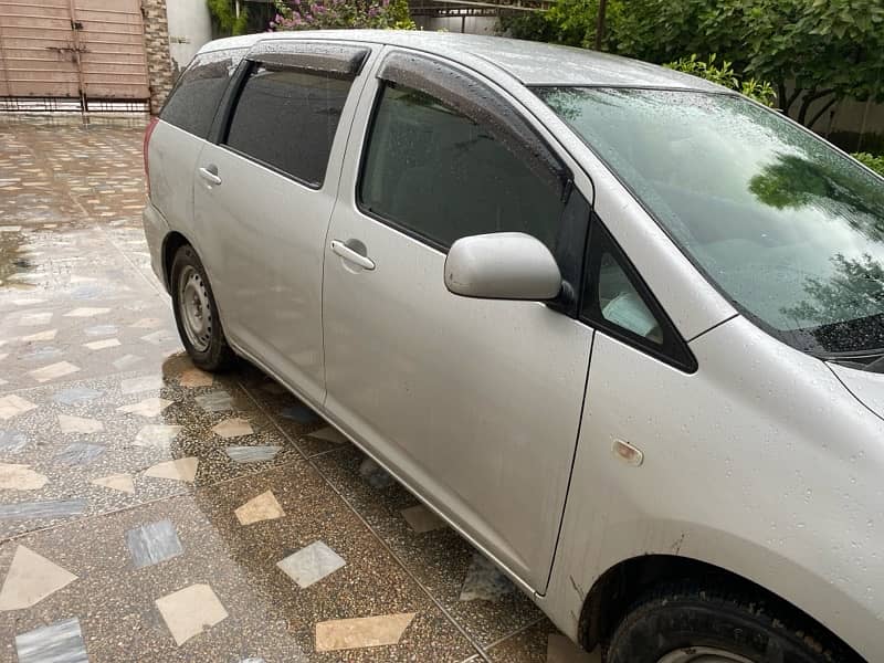 Toyota Wish 2013 2