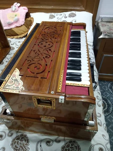 Biba Brand Folding Harmonium|Indian Harmonium|Scale changer 2