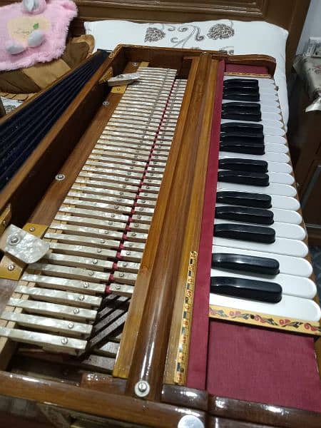 Biba Brand Folding Harmonium|Indian Harmonium|Scale changer 8