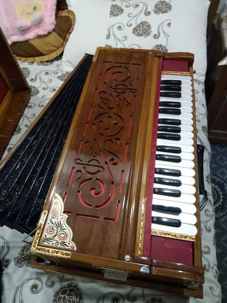 Biba Brand Folding Harmonium|Indian Harmonium|Scale changer 10